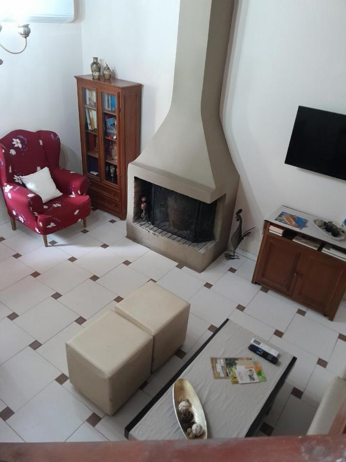 Casa Matzurana Villa Kounoupidhianá Екстериор снимка